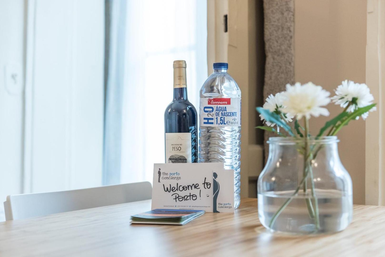 Guestready - Lofted Getaway In Downtown Porto Apartment Bagian luar foto