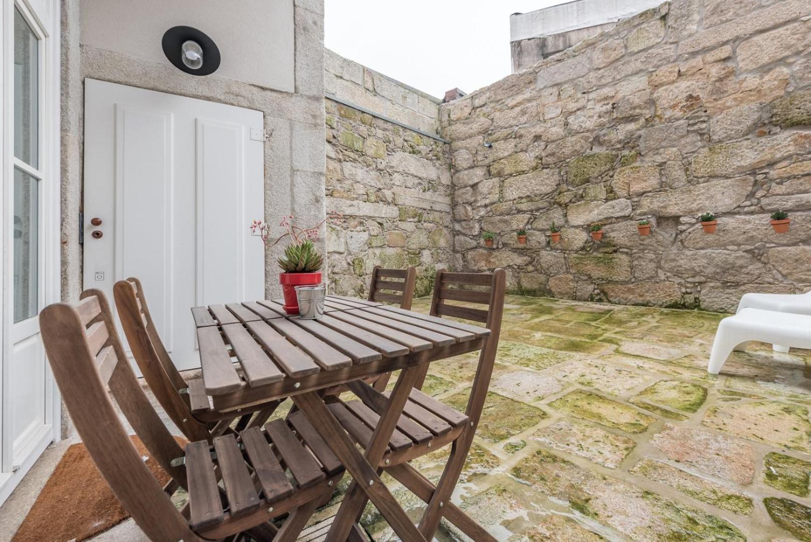 Guestready - Lofted Getaway In Downtown Porto Apartment Bagian luar foto